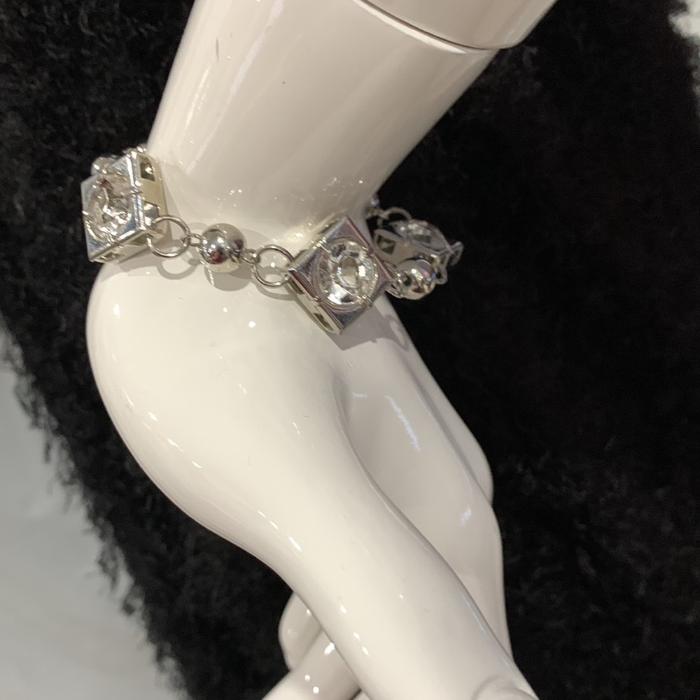 Set of necklace and bracelet with stones - Picture 9 of 10
